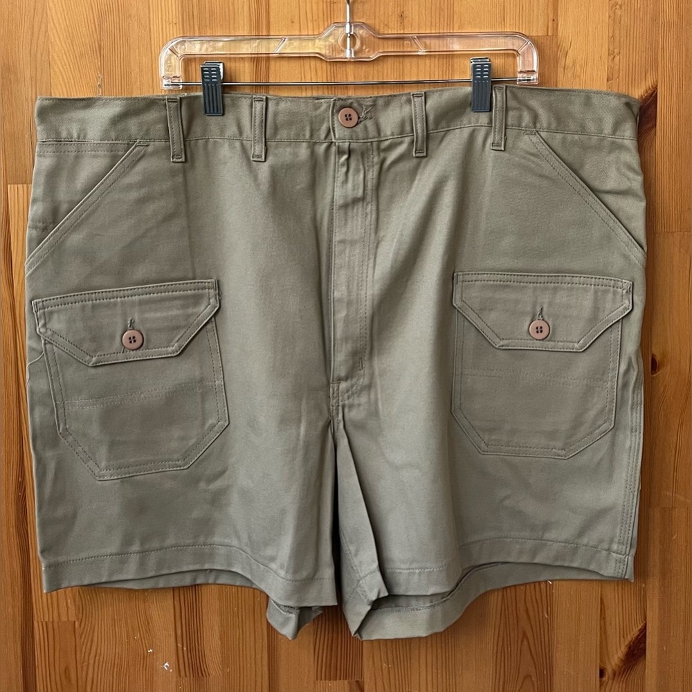 Carhartt Men's Tan Brown Flat Front Mid Rise 6 Pocket Cargo Shorts - Size 44 NWT